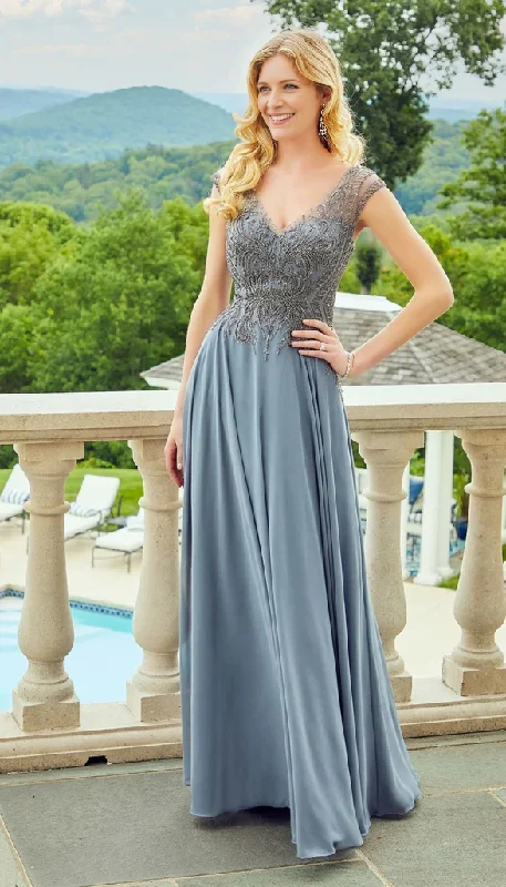 A-Line V-Neck Chiffon Mother of the Bride Dresse With Appliques