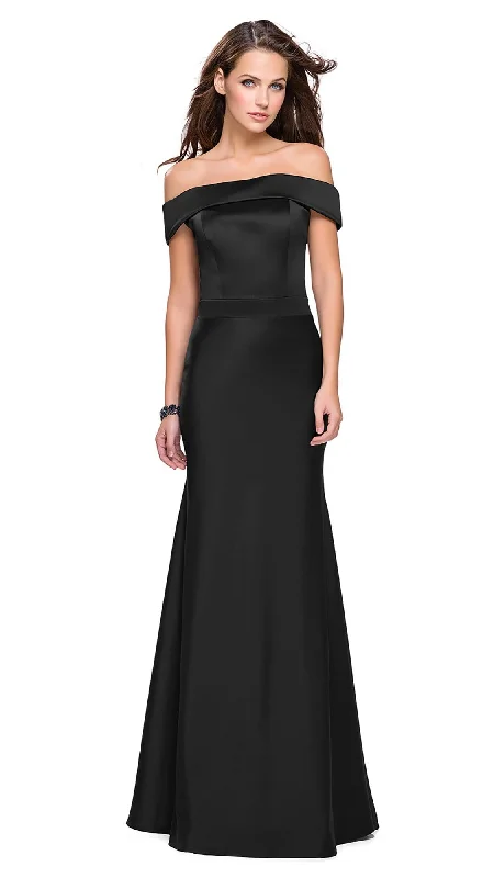 La Femme - 25579 Fitted Off Shoulder Trumpet Gown