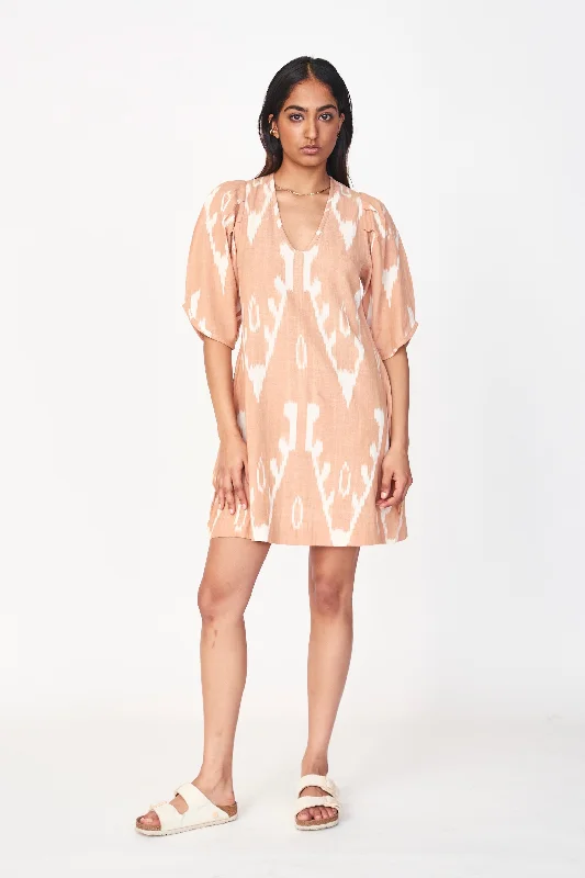 Cassis Short Dress in Conch Ikat